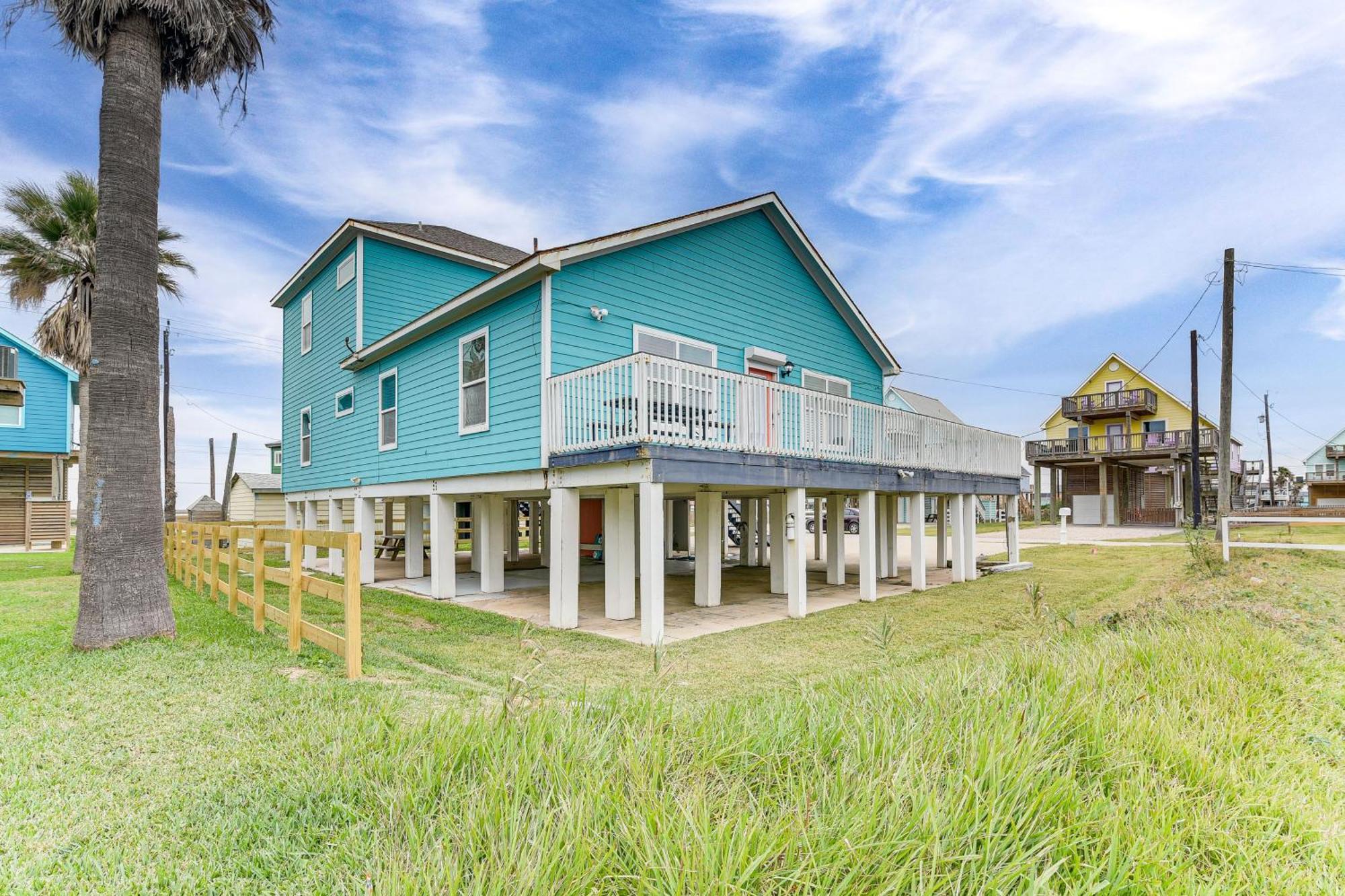 Large Group Gulf Retreat, Steps To Surfside Beach! Eksteriør billede